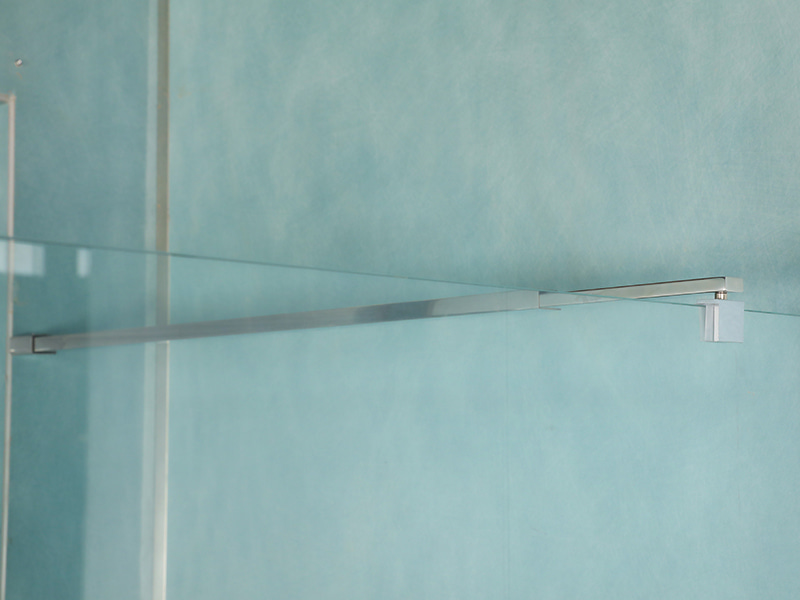 RSQ otočný sprchový kút s rukoväťou s dvojitými otvormi RSQ otočný sprchový kút s rukoväťou s dvojitými otvormi