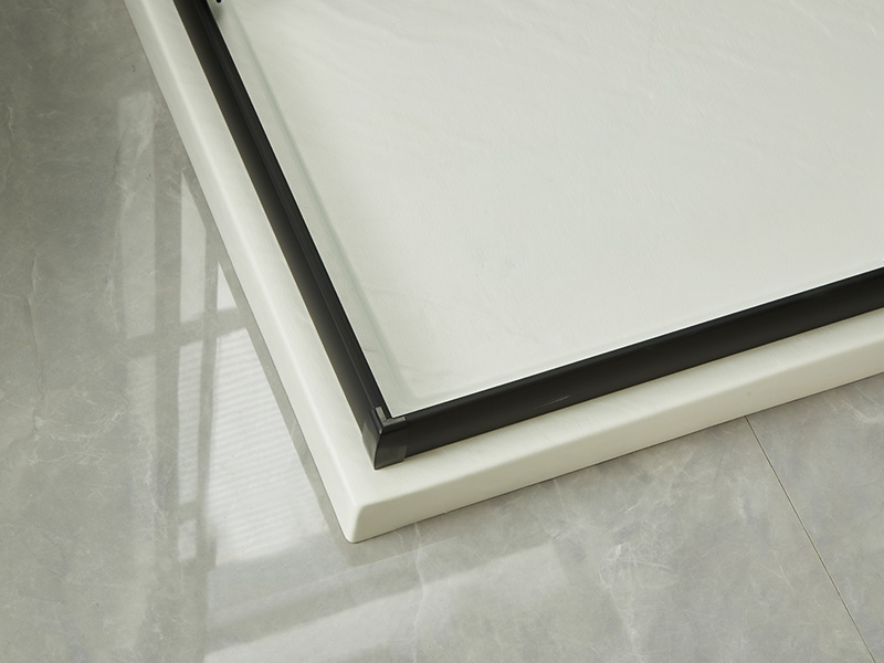 Sprchový kút SQ posuvný, číre tvrdené sklo, čierny hliníkový profil, rukoväť s dvojitými otvormi, s podnosom Sprchový kút SQ posuvný, číre tvrdené sklo, čierny hliníkový profil, rukoväť s dvojitými otvormi, s podnosom