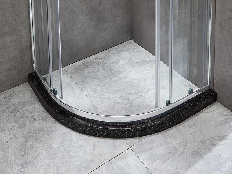 Posuvný sprchový kút SE, číre tvrdené sklo, chrómový hliníkový profil, rukoväť s dvojitými otvormi, bez vaničky Posuvný sprchový kút SE, číre tvrdené sklo, chrómový hliníkový profil, rukoväť s dvojitými otvormi, bez vaničky