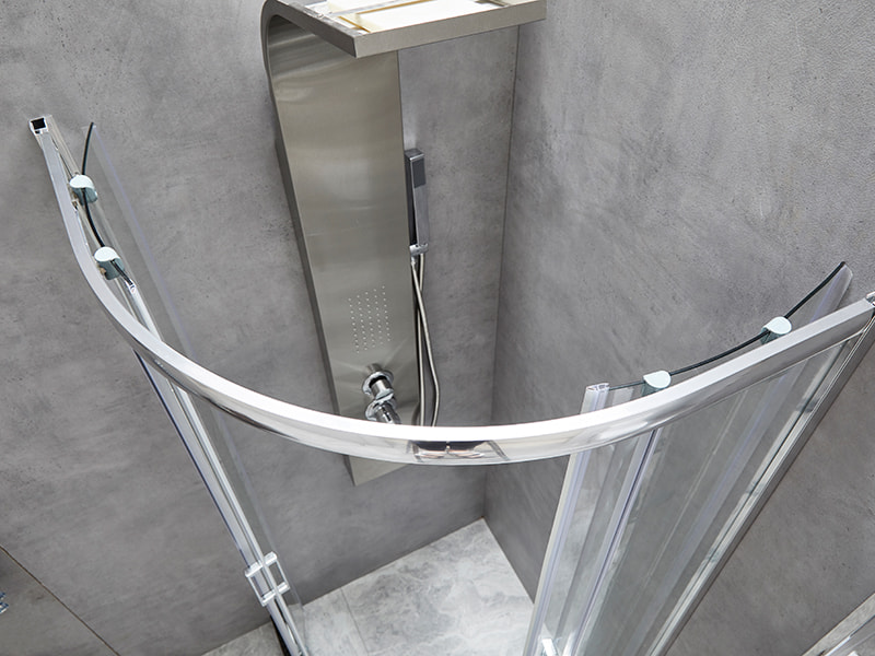 Posuvný sprchový kút SE, číre tvrdené sklo, chrómový hliníkový profil, rukoväť s dvojitými otvormi, bez vaničky Posuvný sprchový kút SE, číre tvrdené sklo, chrómový hliníkový profil, rukoväť s dvojitými otvormi, bez vaničky